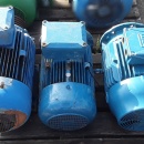 3 x Elektromotor 1.400 rpm 