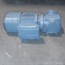 Reductor SEW met rem 0.37 kw, 111 rpm 